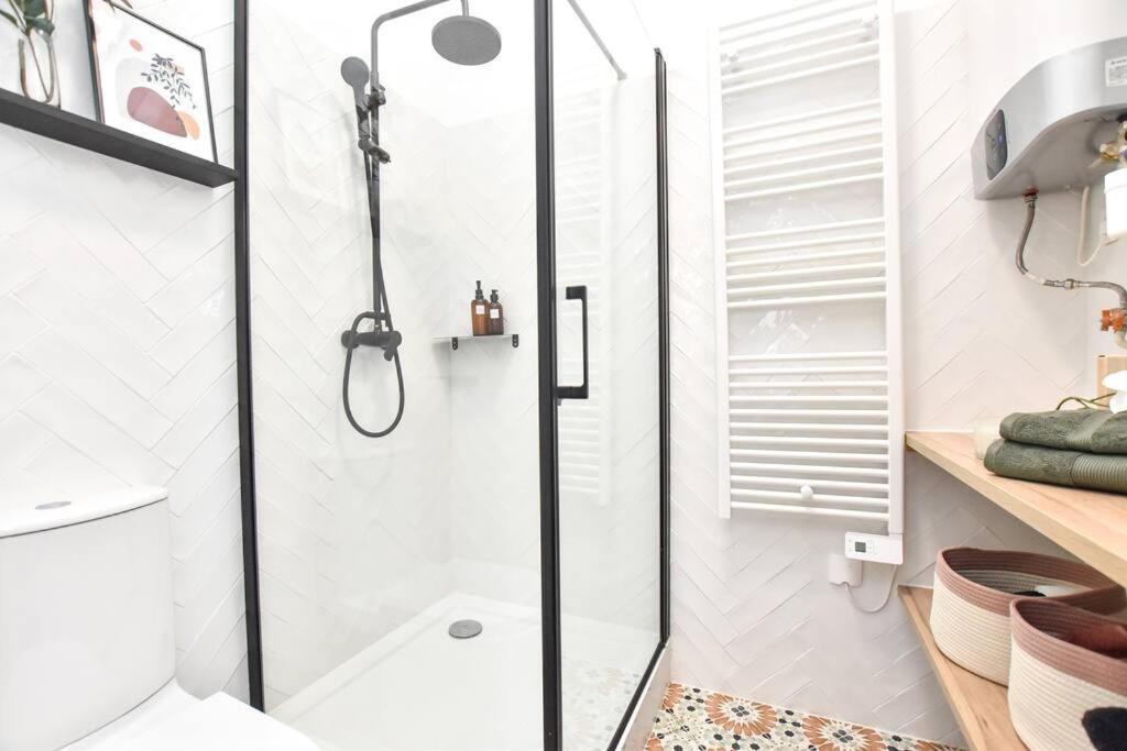 Apartamento Charming Flat In Montmartre - Imhost París Exterior foto